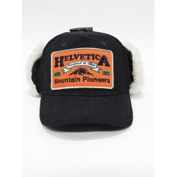 HELVETICA CAP BLACK FOURRURE